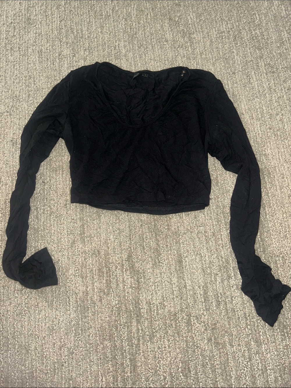 Black Long-Sleeve Crop Top - Women